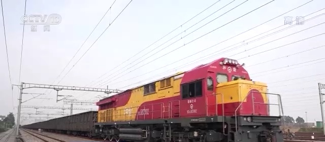 一“路”暢通丨“陸改水”多式聯運顯優勢，保障物流通道高效運轉